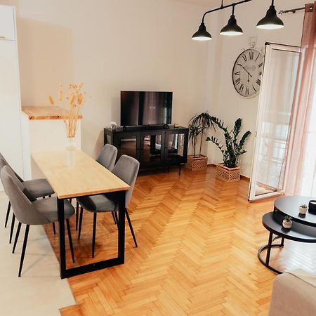Mpetsos Apartment 아테네 외부 사진